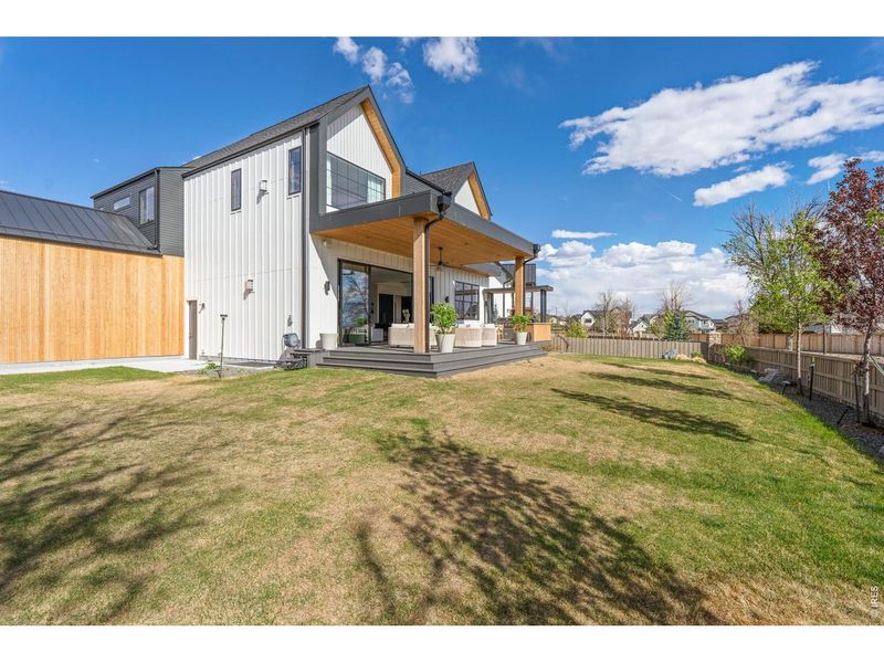 Exterior details and patio area of a home in , Louisville (Image 30).