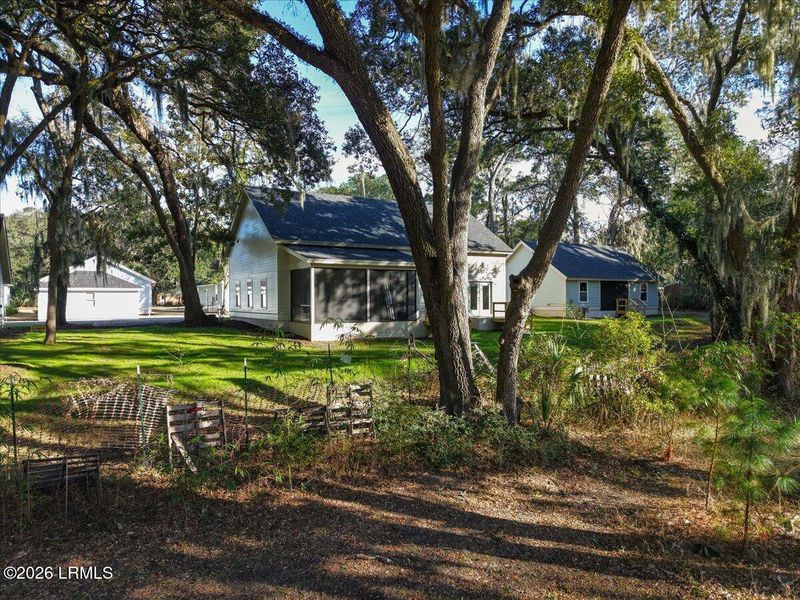Natural landscape and outdoor views near  in Beaufort (Image 78).