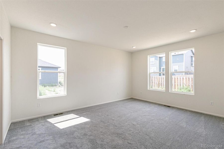 Spacious, unfurnished interior of a new home in Turnberry, Commerce City (Image 16). Spacious, unfurnished interior of a new home in Turnberry, Commerce City (Image 16).