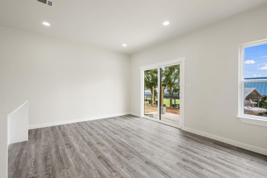 Spacious, unfurnished interior of a new home in , Kingsland (Image 30). Spacious, unfurnished interior of a new home in , Kingsland (Image 30).