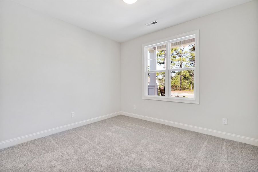 Shelter Bay, Guest Bedroom