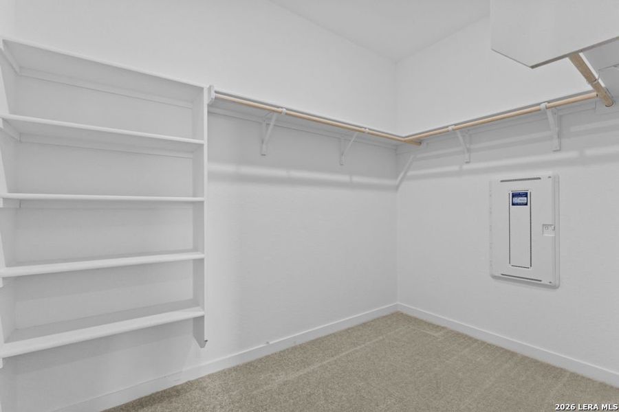 Spacious, unfurnished interior of a new home in Brookmill, San Antonio (Image 26).