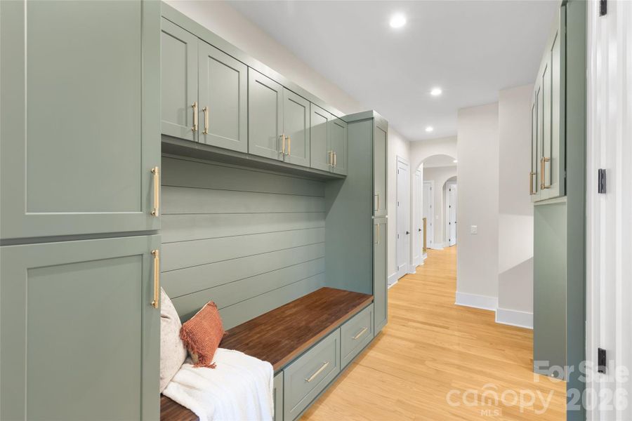 Mudroom/Laundry