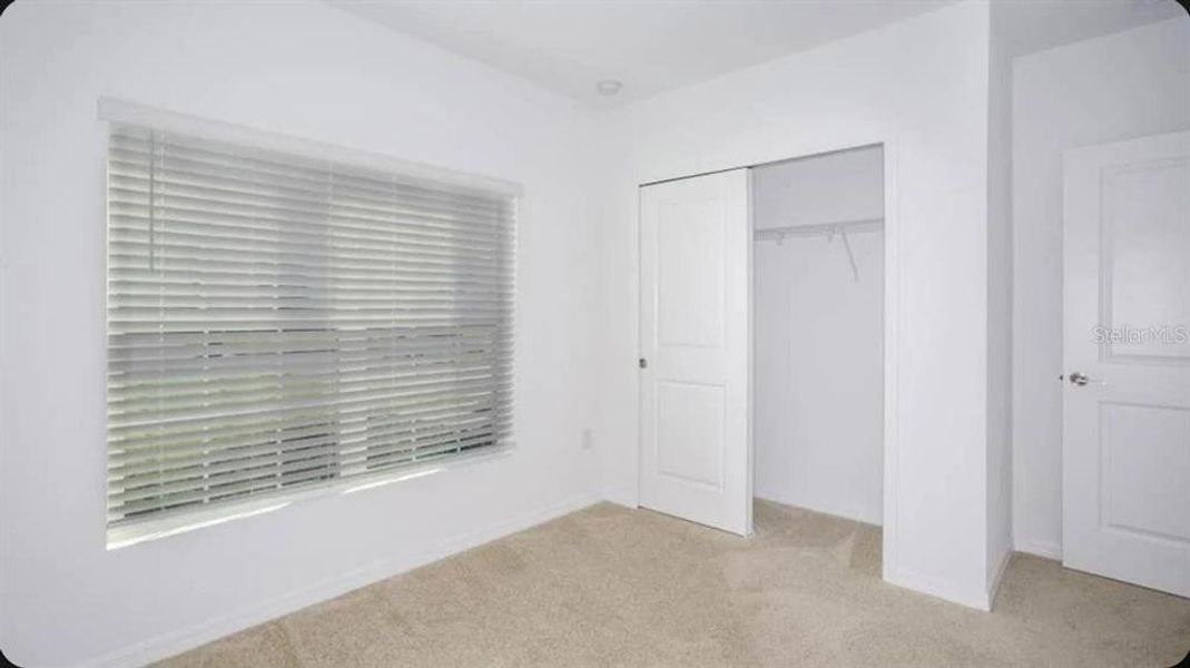 Spacious, unfurnished interior of a new home in Firethorn, Parrish (Image 5).