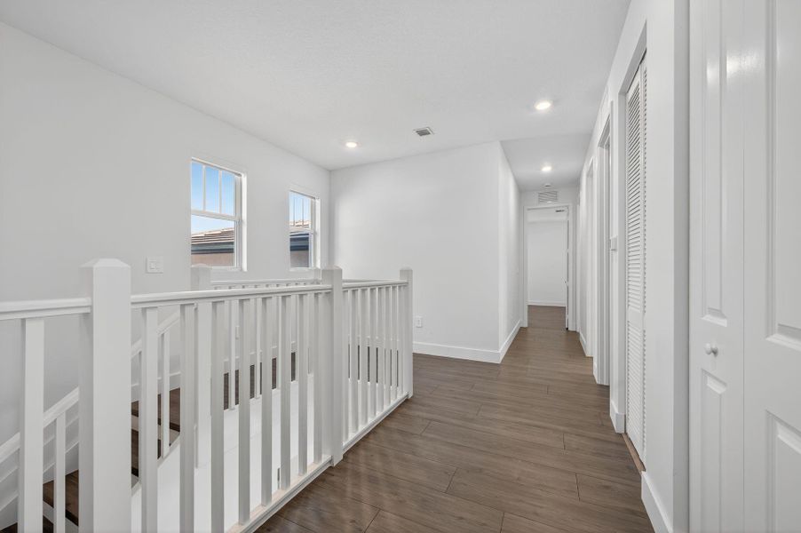 Spacious, unfurnished interior of a new home in , Davie (Image 46).