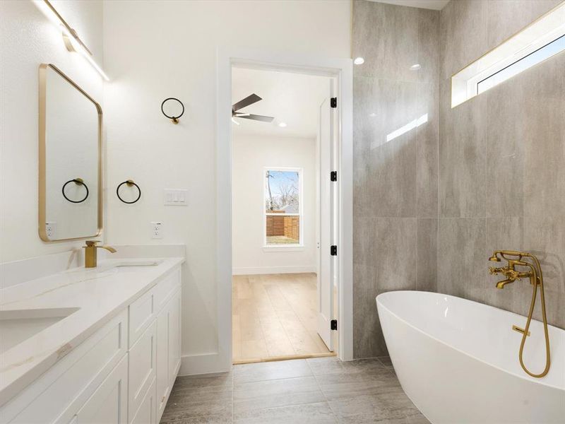 Furnished interior view inside a new home in , Dallas (Image 11).