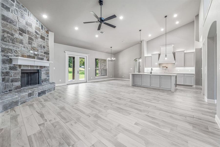 Furnished interior view inside a new home in Pecan Plantation, Granbury (Image 16).