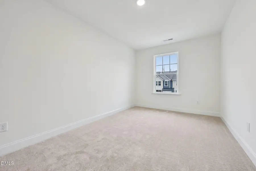 30-web-or-mls-Kensley Grv Ln-S0502-030