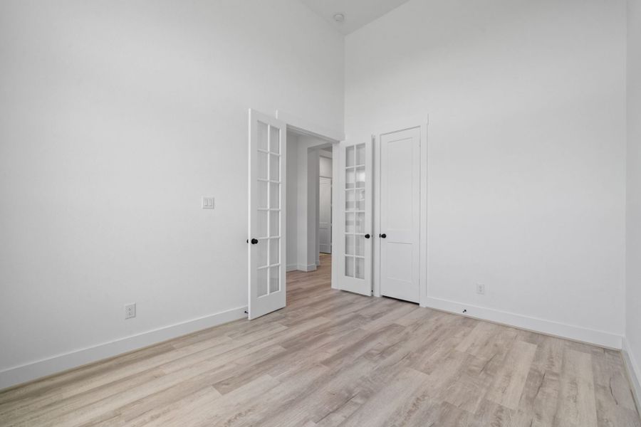Representative unfurnished interior of a home built from the Alamo by HistoryMaker Homes in Hunters Crossing 60s, Sealy (Image 31). Representative unfurnished interior of a home built from the Alamo by HistoryMaker Homes in Hunters Crossing 60s, Sealy (Image 31).