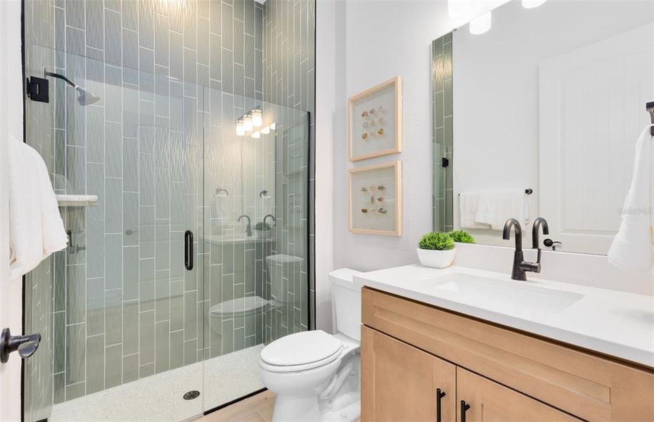 Furnished interior view inside a new home in Del Webb Minneola, Minneola (Image 17).