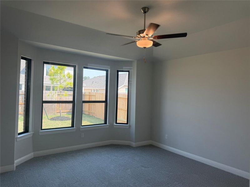 Spacious, unfurnished interior of a new home in Evergreen 50', Conroe (Image 3).