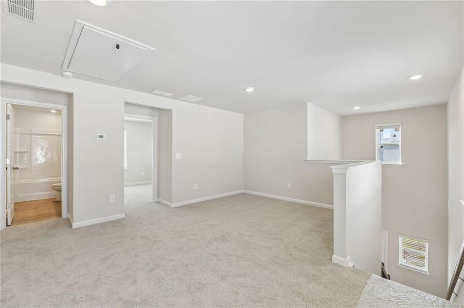 Spacious, unfurnished interior of a new home in Martin Springs - Reserve Series, Lawrenceville (Image 33).