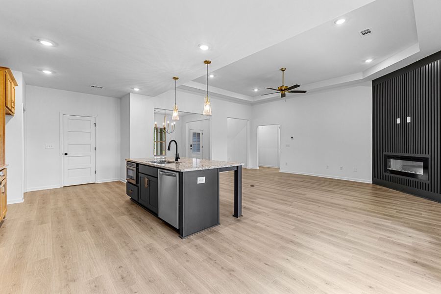 Image 43 of a home in Golfview.