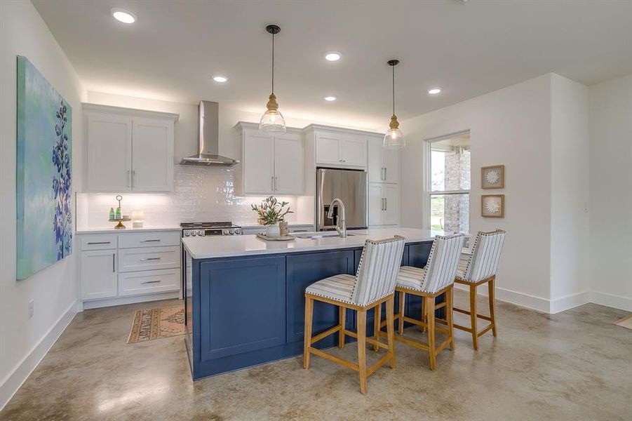 Furnished interior view inside a new home in , Granbury (Image 8).