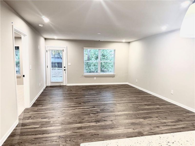 Spacious, unfurnished interior of a new home in Silver Leaf, Dawsonville (Image 8).