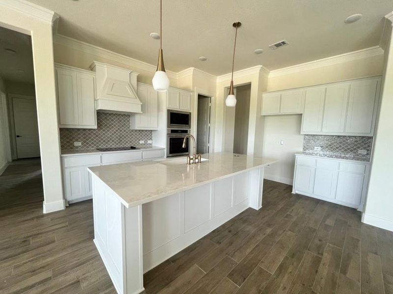 Furnished interior view inside a new home in Eagle Ridge Estates, Weatherford (Image 5).