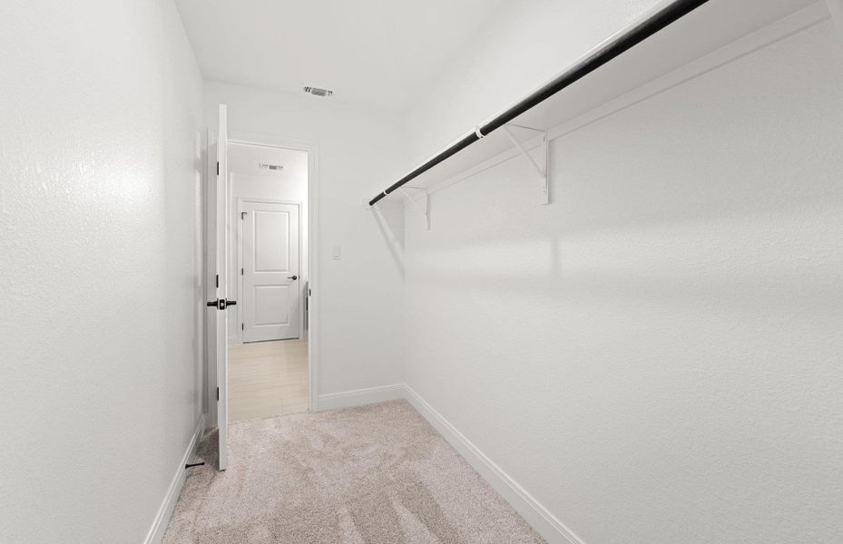 Spacious, unfurnished interior of a new home in Patterson Ranch, Georgetown (Image 18).