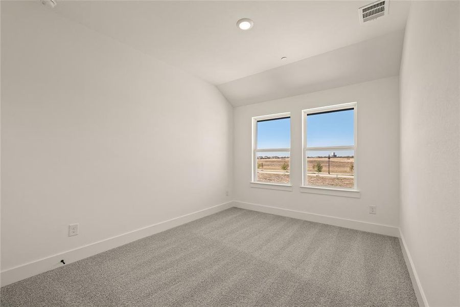 Spacious, unfurnished interior of a new home in Talia, Mesquite (Image 16).