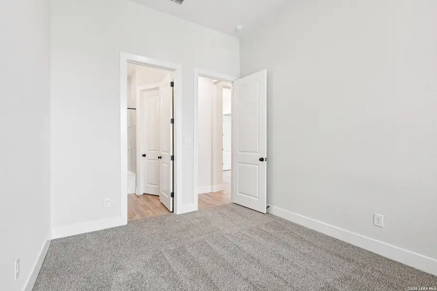 Spacious, unfurnished interior of a new home in Village at Three Oaks, Seguin (Image 21). Spacious, unfurnished interior of a new home in Village at Three Oaks, Seguin (Image 21).