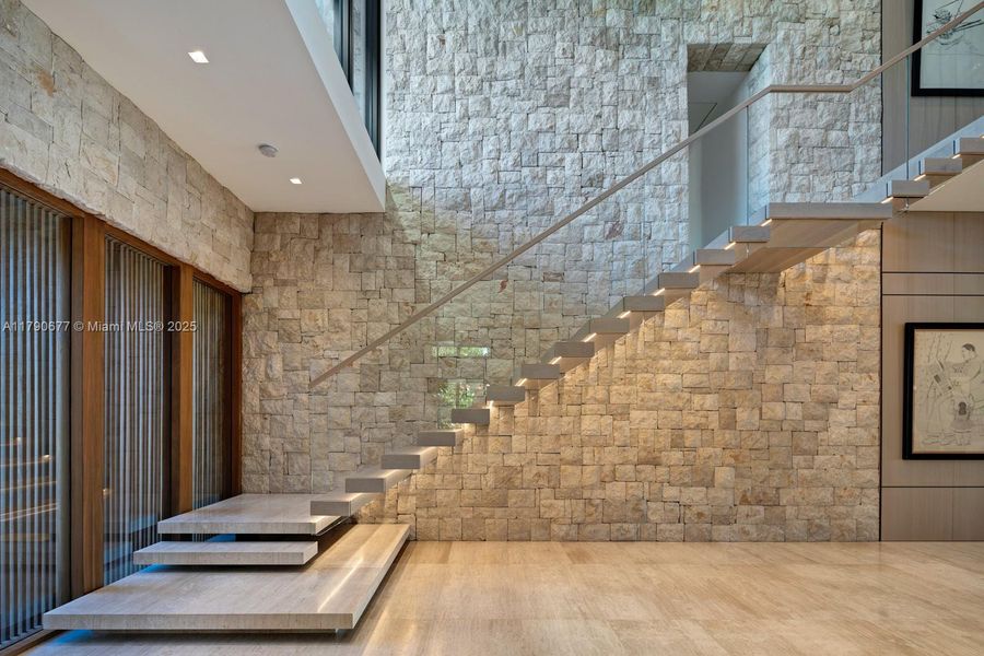 Image 37 of a home in .