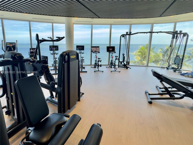 Community amenities in , Miami (Image 41).