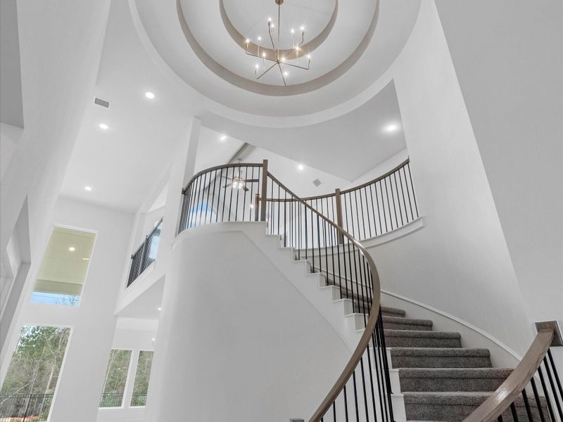 Representative image. Features, selections and colors may vary.