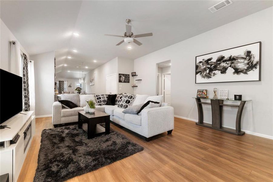 Furnished interior view inside a new home in Esperanza, Mesquite (Image 17). Furnished interior view inside a new home in Esperanza, Mesquite (Image 17).