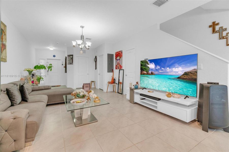 Image 28 of a home in . Image 28 of a home in .