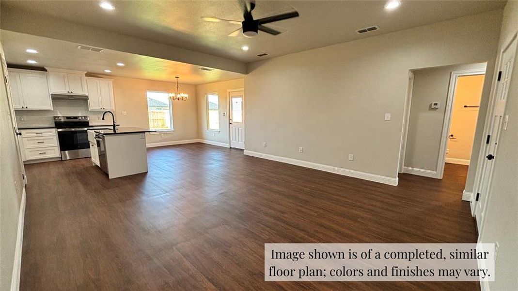 Spacious, unfurnished interior of a new home in , Abilene (Image 7).