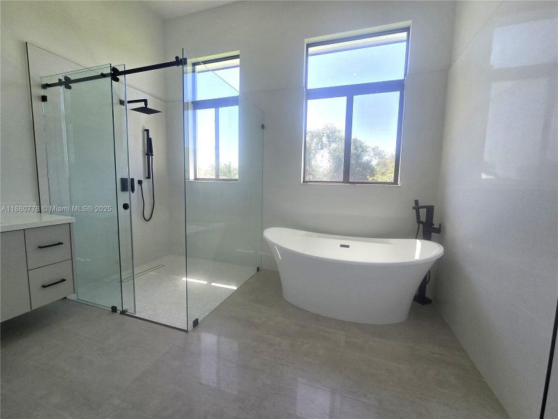 Furnished interior view inside a new home in , Homestead (Image 48).