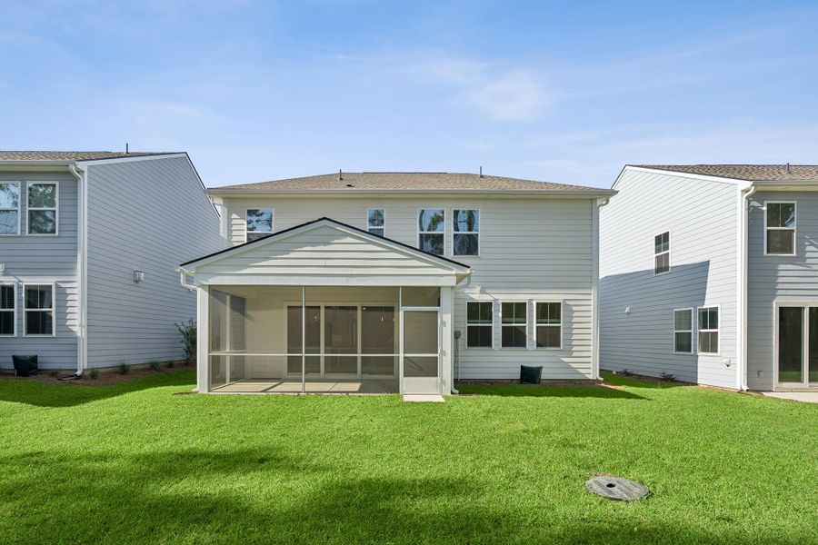 Exterior details and patio area of a home in Stono Village, Hollywood (Image 3).