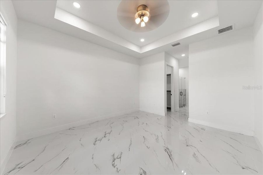 Image 22 of a home in .