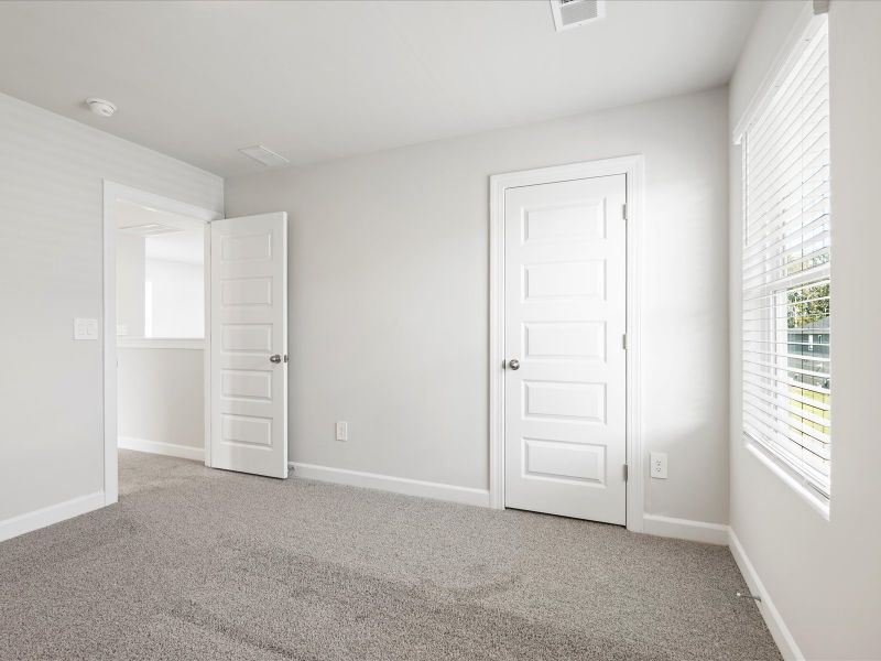 Spacious, unfurnished interior of a new home in The Farm at Wells Creek - Heritage Collection, Gray Court (Image 24).