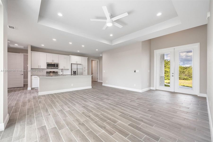 Spacious, unfurnished interior of a new home in , Labelle (Image 19).