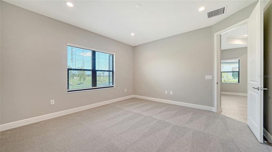 Spacious, unfurnished interior of a new home in , Nokomis (Image 25).