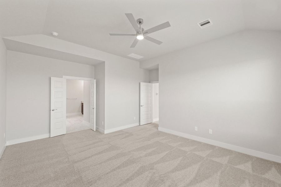 Spacious, unfurnished interior of a new home in Briarwood Crossing, Rosenberg (Image 33). Spacious, unfurnished interior of a new home in Briarwood Crossing, Rosenberg (Image 33).