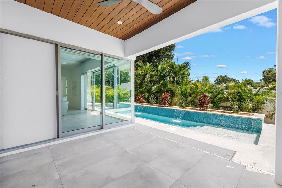 Image 77 of a home in .