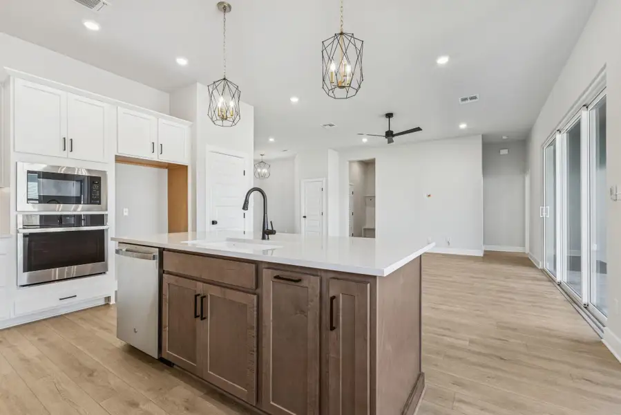 Kitchen - Family Room