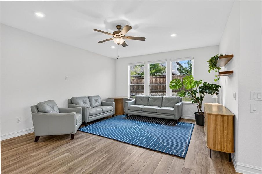 Furnished interior view inside a new home in Erwin Farms, McKinney (Image 33).