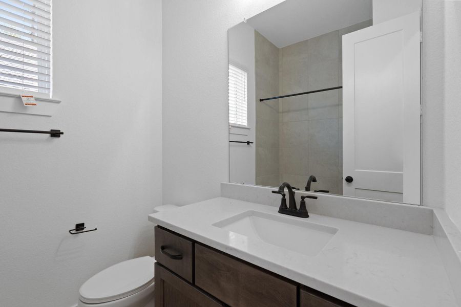 Furnished interior view inside a new home in Attwater, Waller (Image 7).