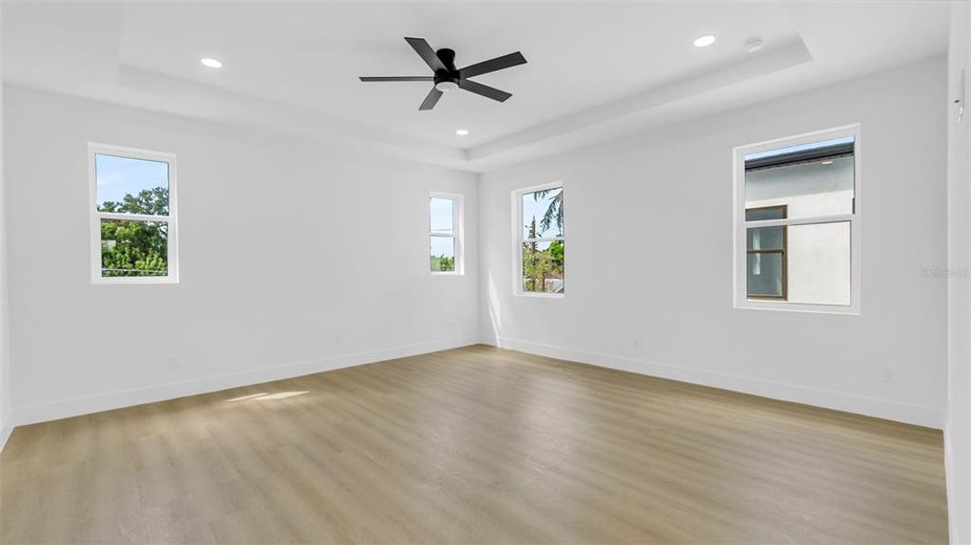 Spacious, unfurnished interior of a new home in , St. Petersburg (Image 29). Spacious, unfurnished interior of a new home in , St. Petersburg (Image 29).