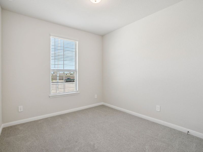 Spacious, unfurnished interior of a new home in Scenic Crest - Premier Series, Boerne (Image 20).