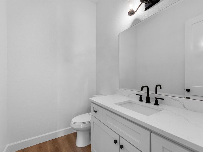 Large half bath Large half bath
