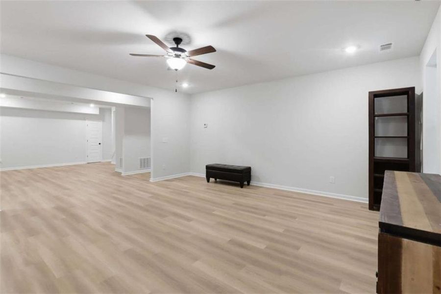 Spacious, unfurnished interior of a new home in Trinity Park, McDonough (Image 67).