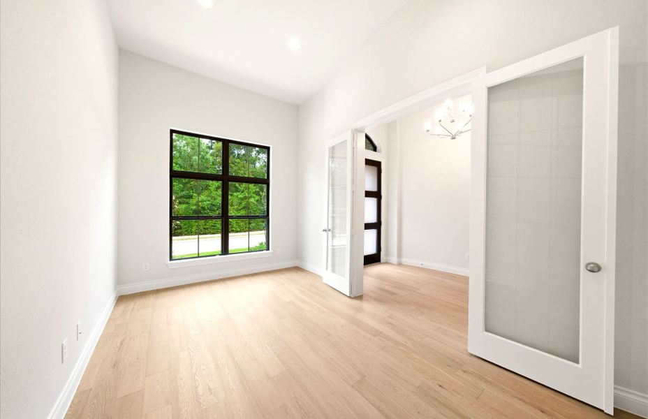 Spacious, unfurnished interior of a new home in The Woodlands Hills 65′, Willis (Image 22).