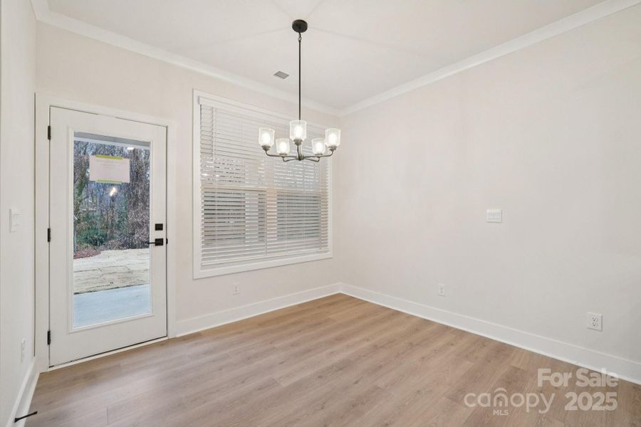 Spacious, unfurnished interior of a new home in Oak Grove Hill, Huntersville (Image 13).