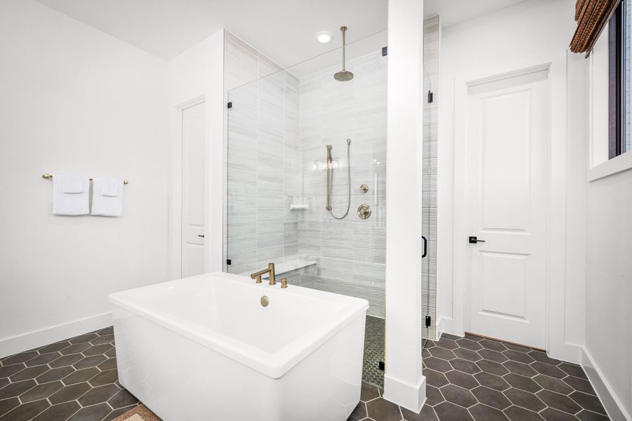 Representative furnished interior of a home built from the Gillett by Pulte Homes in Kuempel Farms, Pflugerville (Image 30).