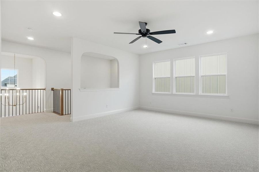 Spacious, unfurnished interior of a new home in , Aledo (Image 19).