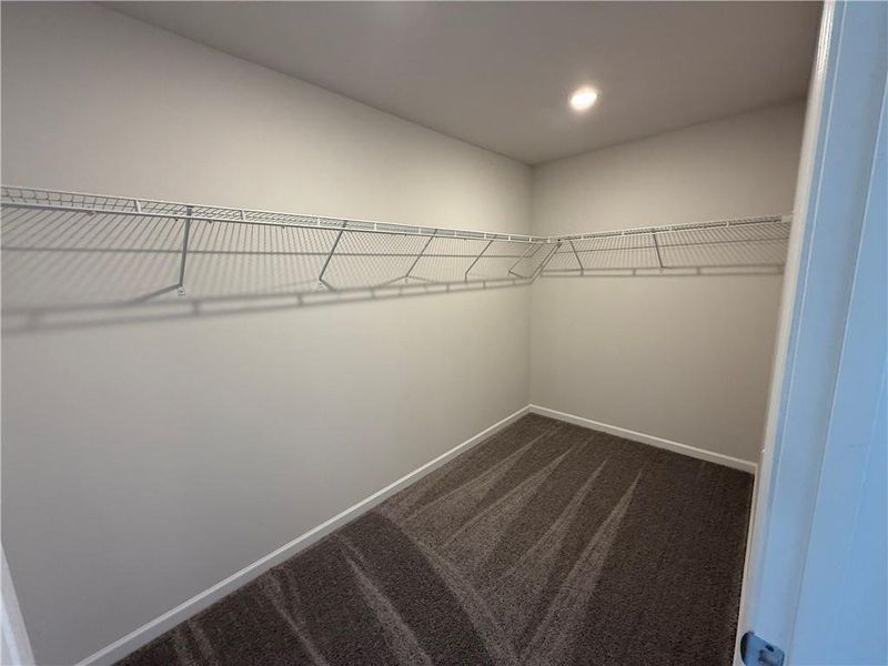 Spacious, unfurnished interior of a new home in Longview Run, Decatur (Image 14).