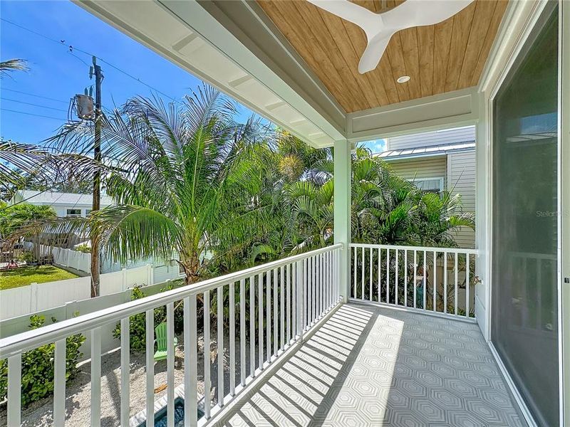 Exterior details and patio area of a home in , Bradenton Beach (Image 3).